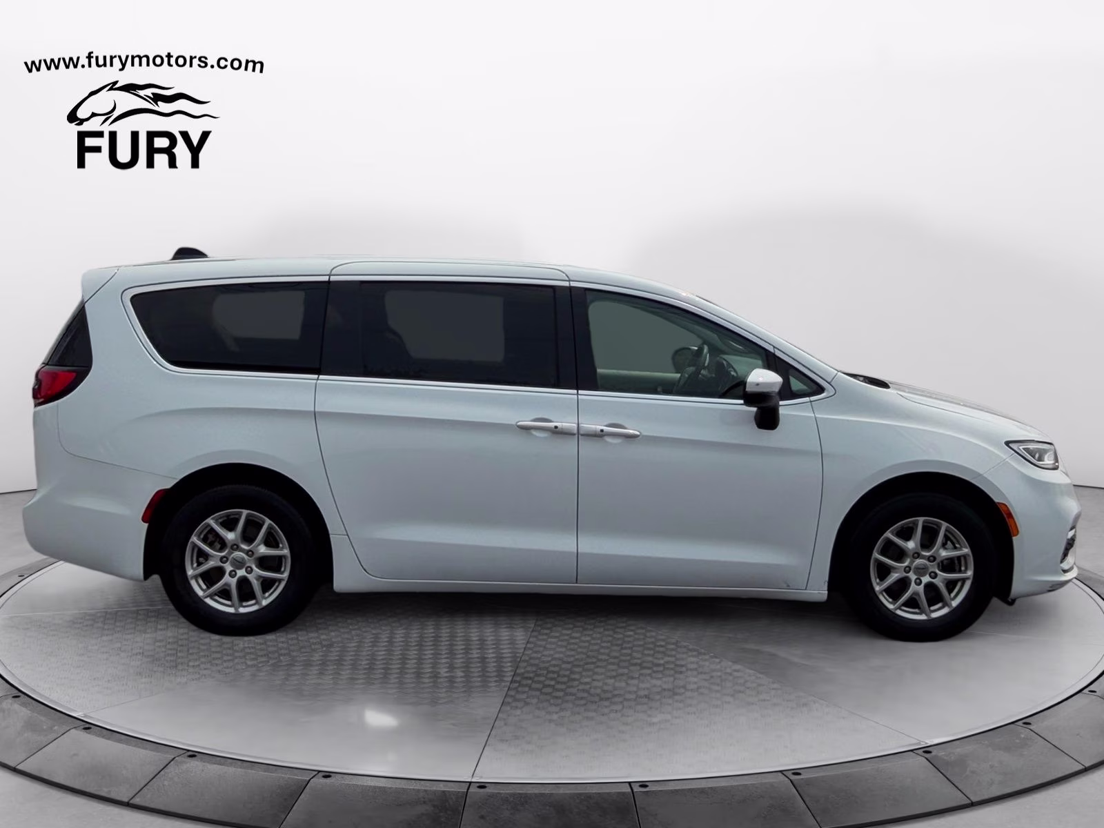 2023 Bright White Clearcoat Chrysler Pacifica Touring L FWD Van