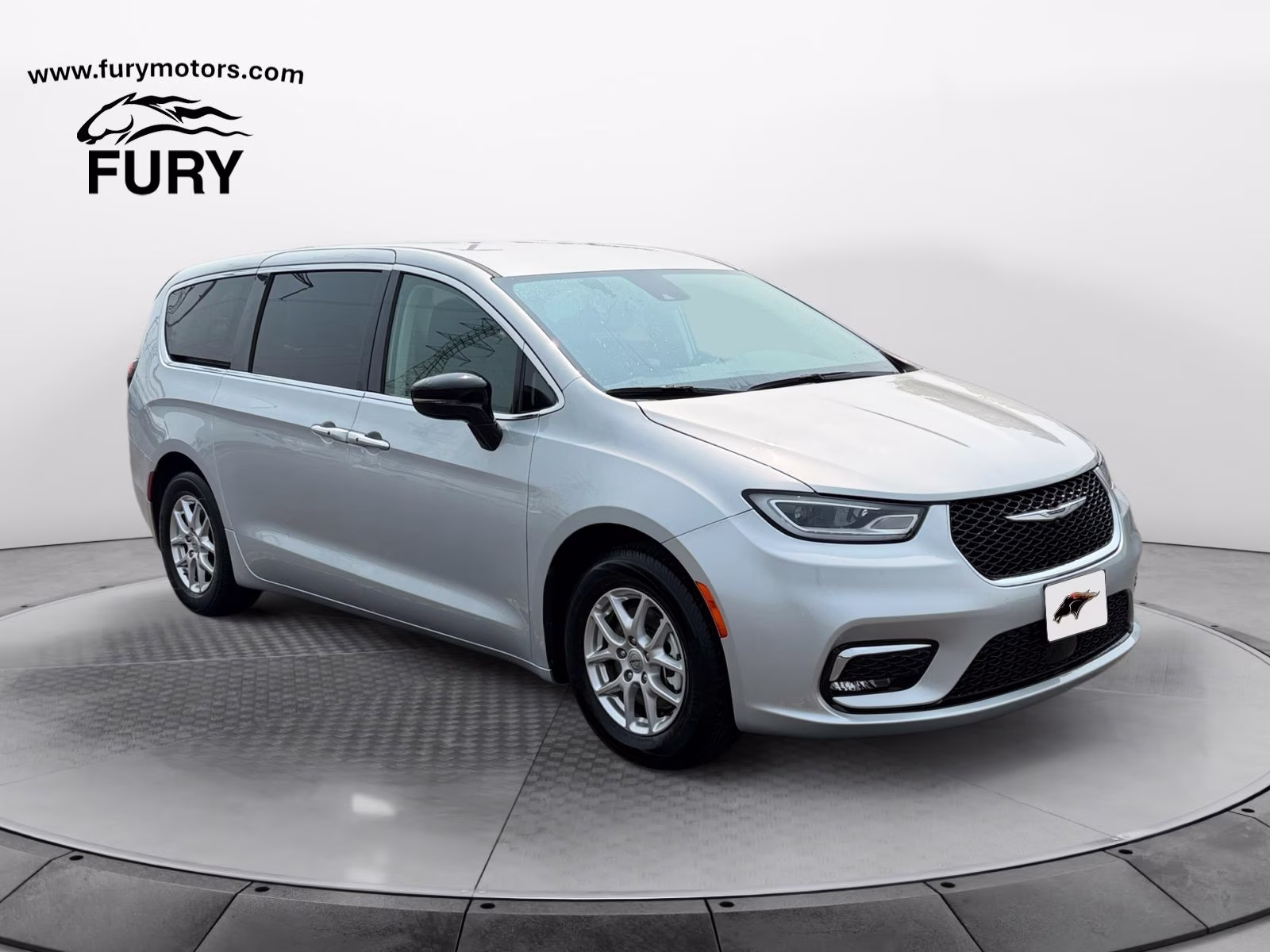 2024 Silver Mist Clearcoat Chrysler Pacifica Touring L FWD Van