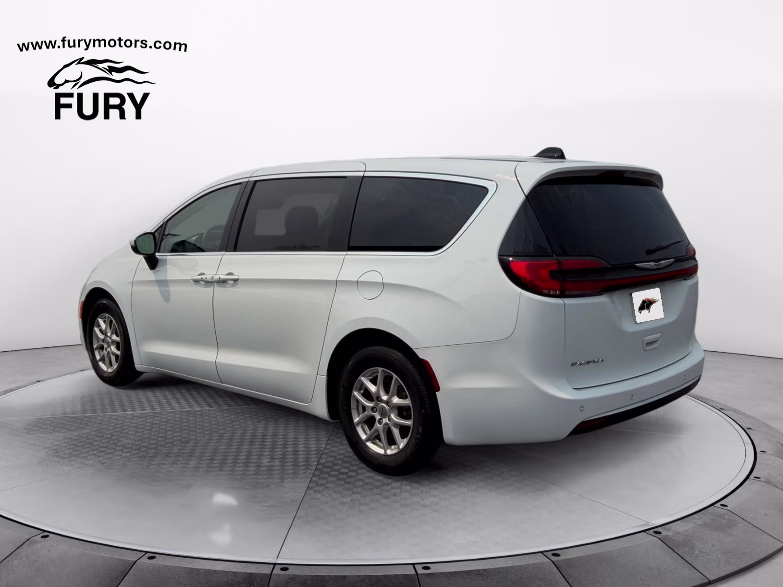 2023 Bright White Clearcoat Chrysler Pacifica Touring L FWD Van