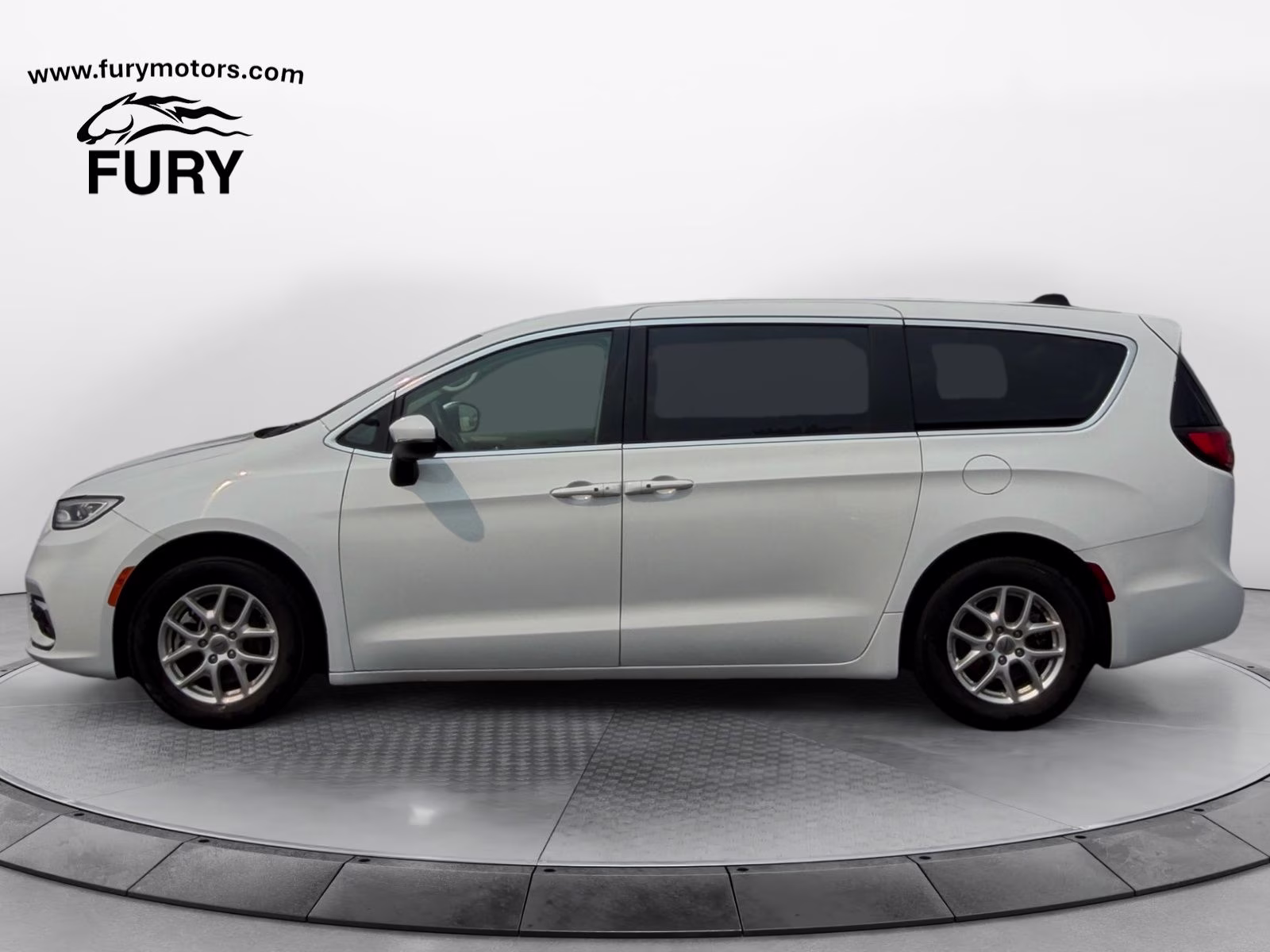 2023 Bright White Clearcoat Chrysler Pacifica Touring L FWD Van