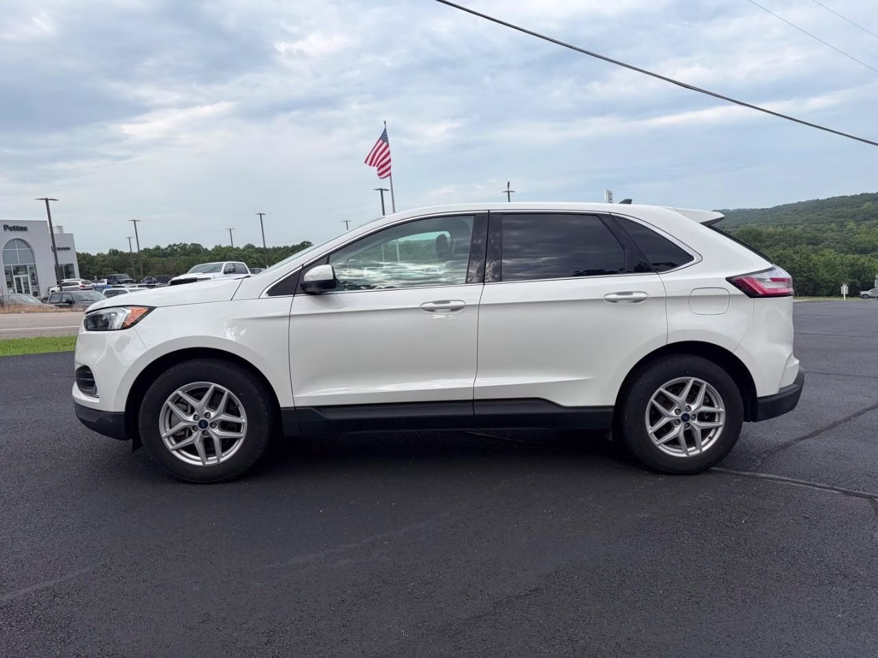 2022 WHITE Ford Edge SEL AWD SUV