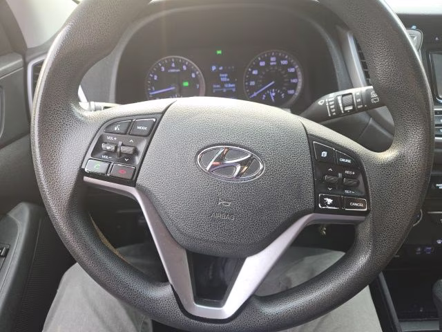 2017 Coliseum Gray Hyundai Tucson SE AWD SUV