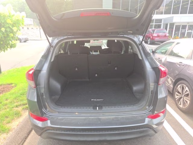 2017 Coliseum Gray Hyundai Tucson SE AWD SUV