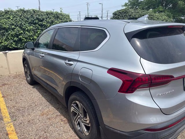 2023 Shimmering Silver Pearl Hyundai Santa Fe SE FWD SUV