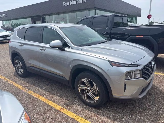 2023 Shimmering Silver Pearl Hyundai Santa Fe SE FWD SUV