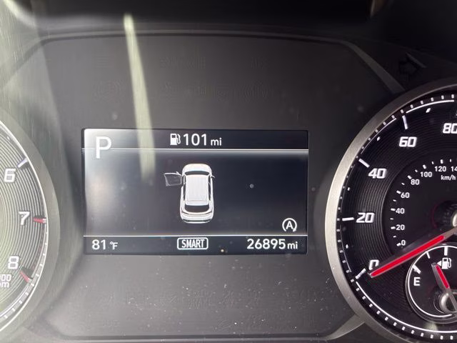 2023 Shimmering Silver Pearl Hyundai Santa Fe SE FWD SUV