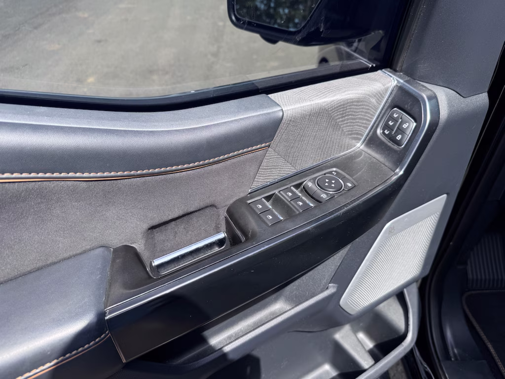 2022 Agate Black Metallic Ford F-150 Platinum 4X4 Truck