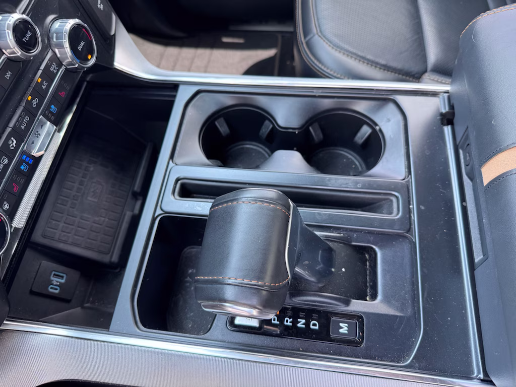 2022 Agate Black Metallic Ford F-150 Platinum 4X4 Truck