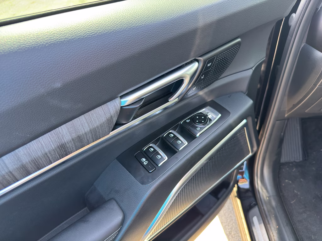 2024 Ebony Black Kia Telluride SX Prestige AWD SUV
