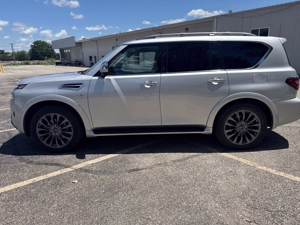 2021 Brilliant Silver Metallic Nissan Armada Platinum 4X4 SUV