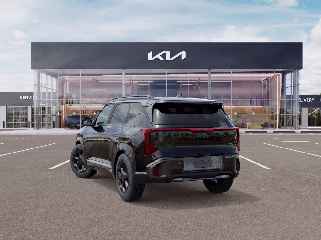 2027 Aurora Black Pearl Kia Seltos X-Line S AWD SUV