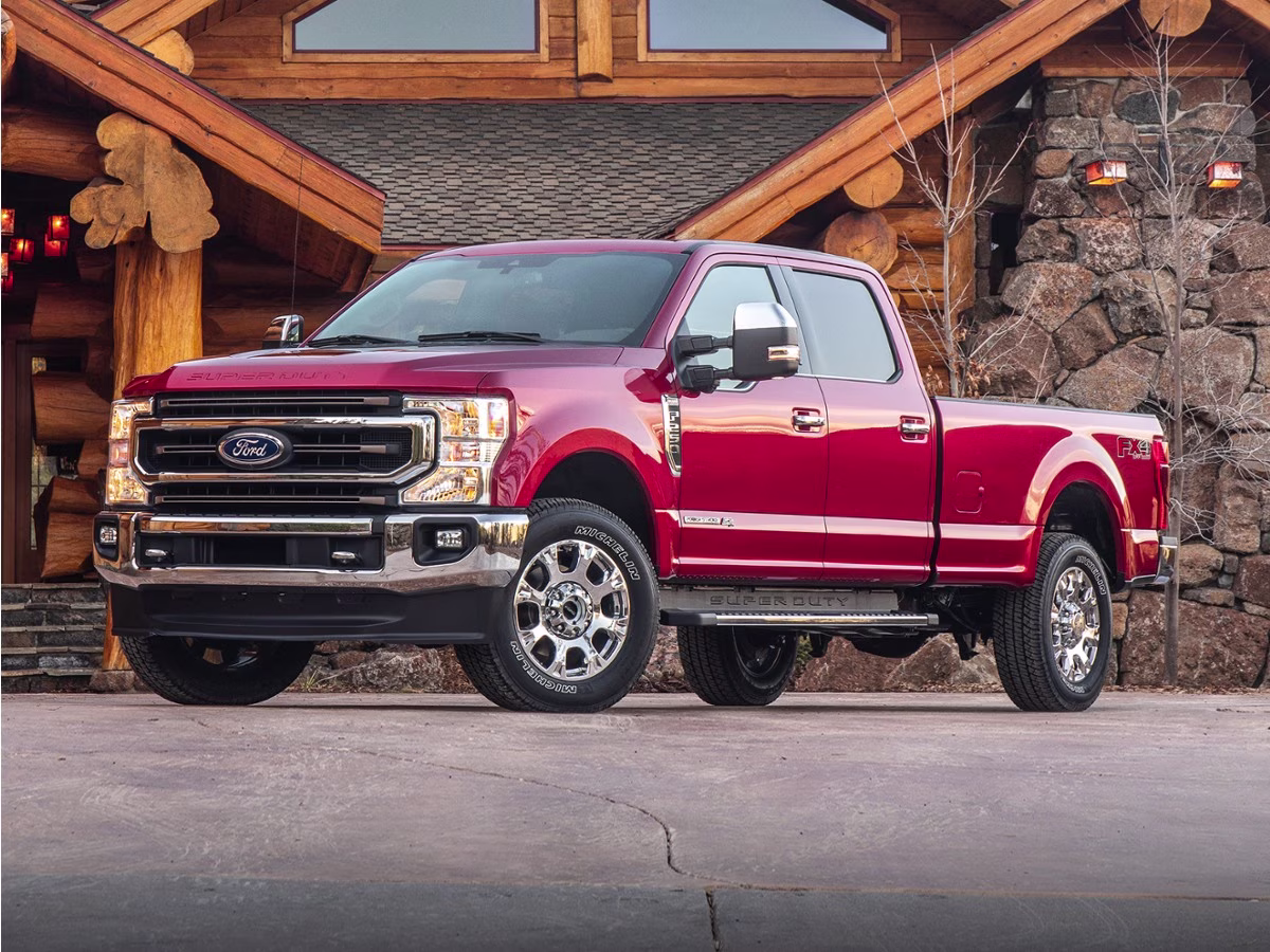 2022 Race Red Ford Super Duty F-350 SRW Lariat 4X4 Truck