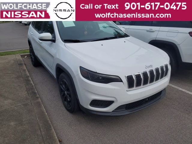 2021 Bright White Clearcoat Jeep Cherokee Latitude FWD SUV