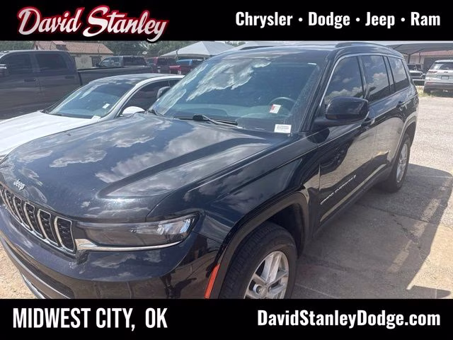 2023 Diamond Black Jeep Grand Cherokee L Laredo RWD SUV