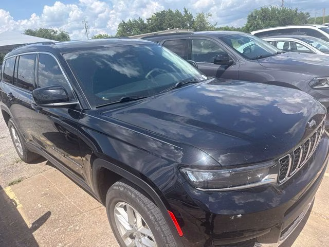 2023 Diamond Black Jeep Grand Cherokee L Laredo RWD SUV