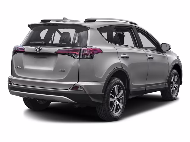 2018 Silver Sky Metallic Toyota RAV4 XLE FWD SUV