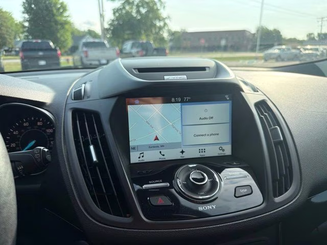 2018 White Platinum Ford Escape Titanium 4X4 SUV