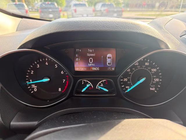 2018 White Platinum Ford Escape Titanium 4X4 SUV