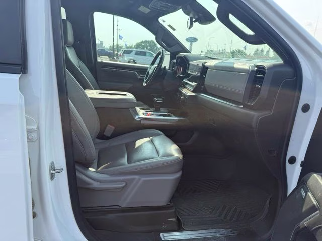 2022 Summit White Chevrolet Silverado 1500 RST 4X4 Truck
