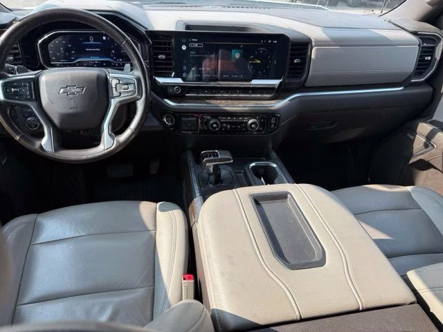 2022 Summit White Chevrolet Silverado 1500 RST 4X4 Truck