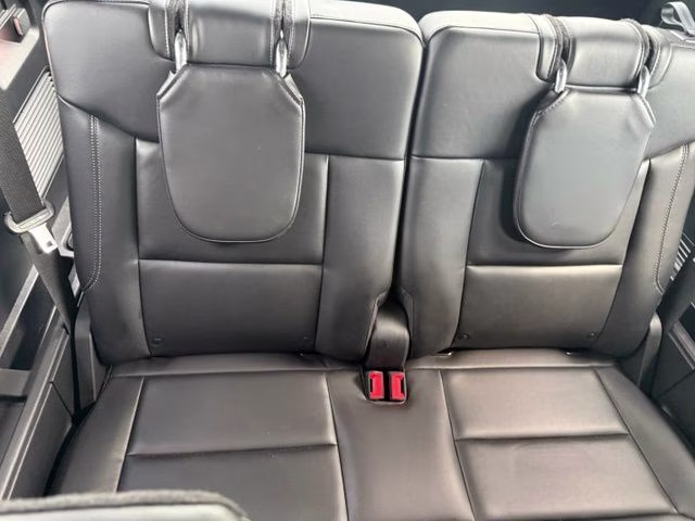 2022 Carbonized Gray Metallic Ford Explorer XLT 4X4 SUV