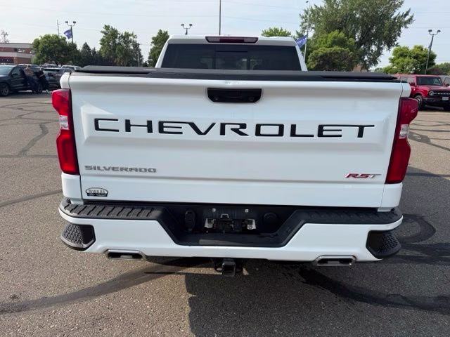 2022 Summit White Chevrolet Silverado 1500 RST 4X4 Truck