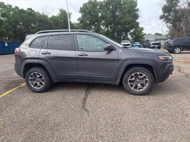 2021 Granite Crystal Metallic Clearcoat Jeep Cherokee Trailhawk 4X4 SUV