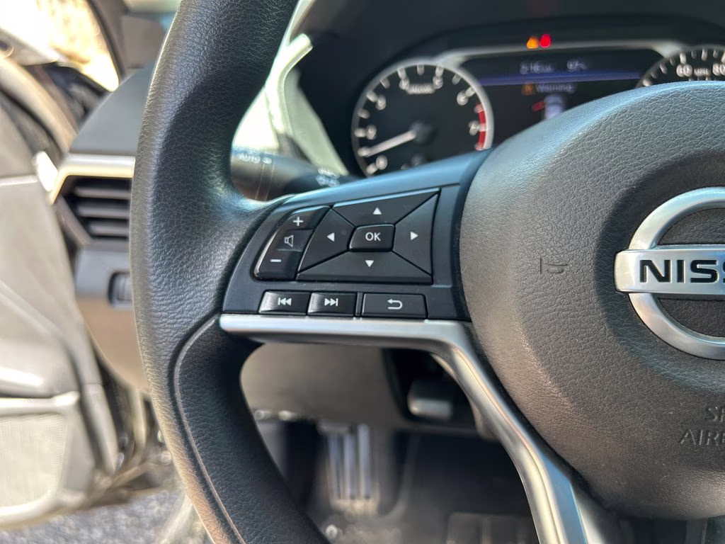 2020 Super Black Nissan Altima 2.5 S FWD Sedan