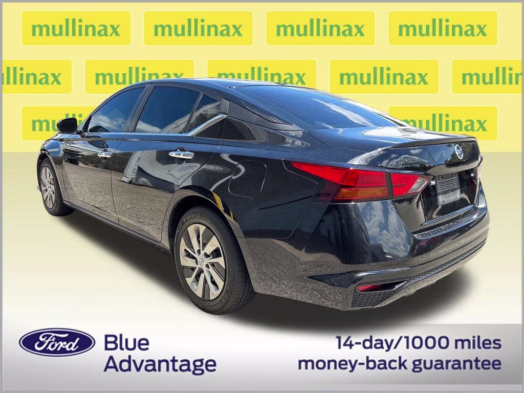 2020 Super Black Nissan Altima 2.5 S FWD Sedan