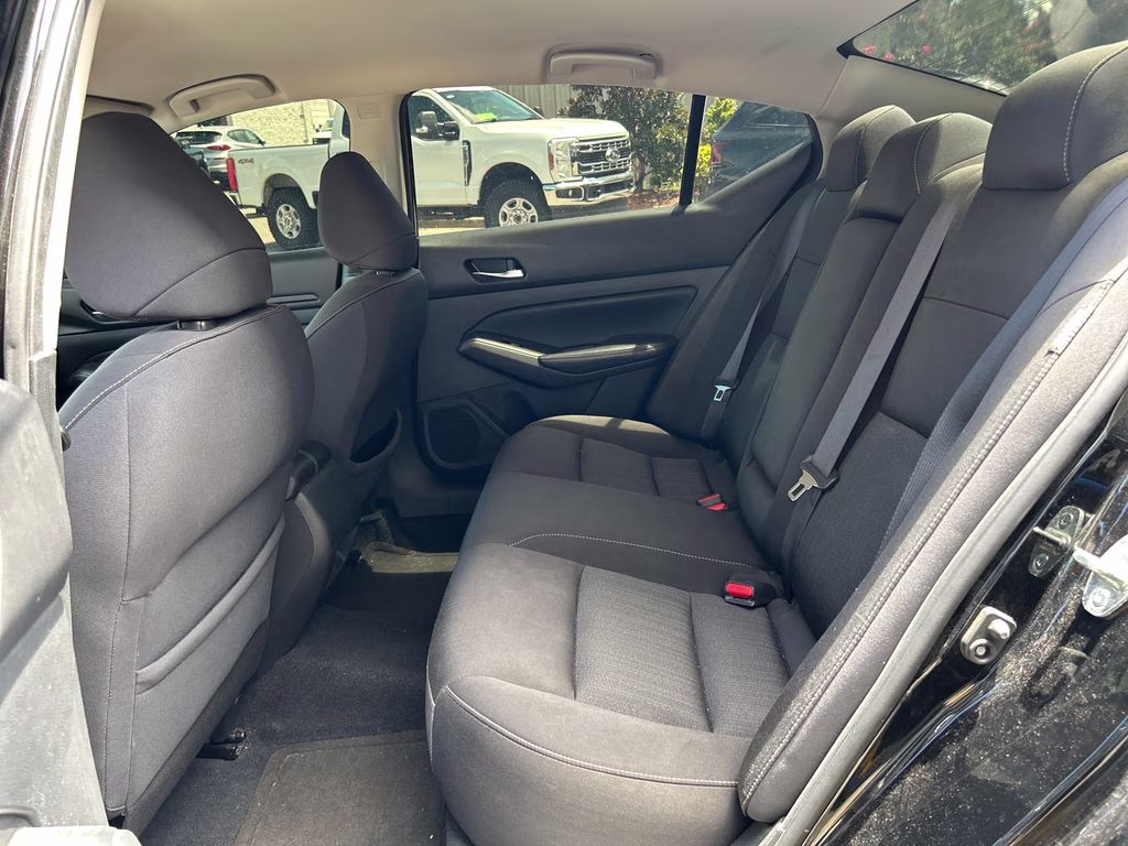 2020 Super Black Nissan Altima 2.5 S FWD Sedan
