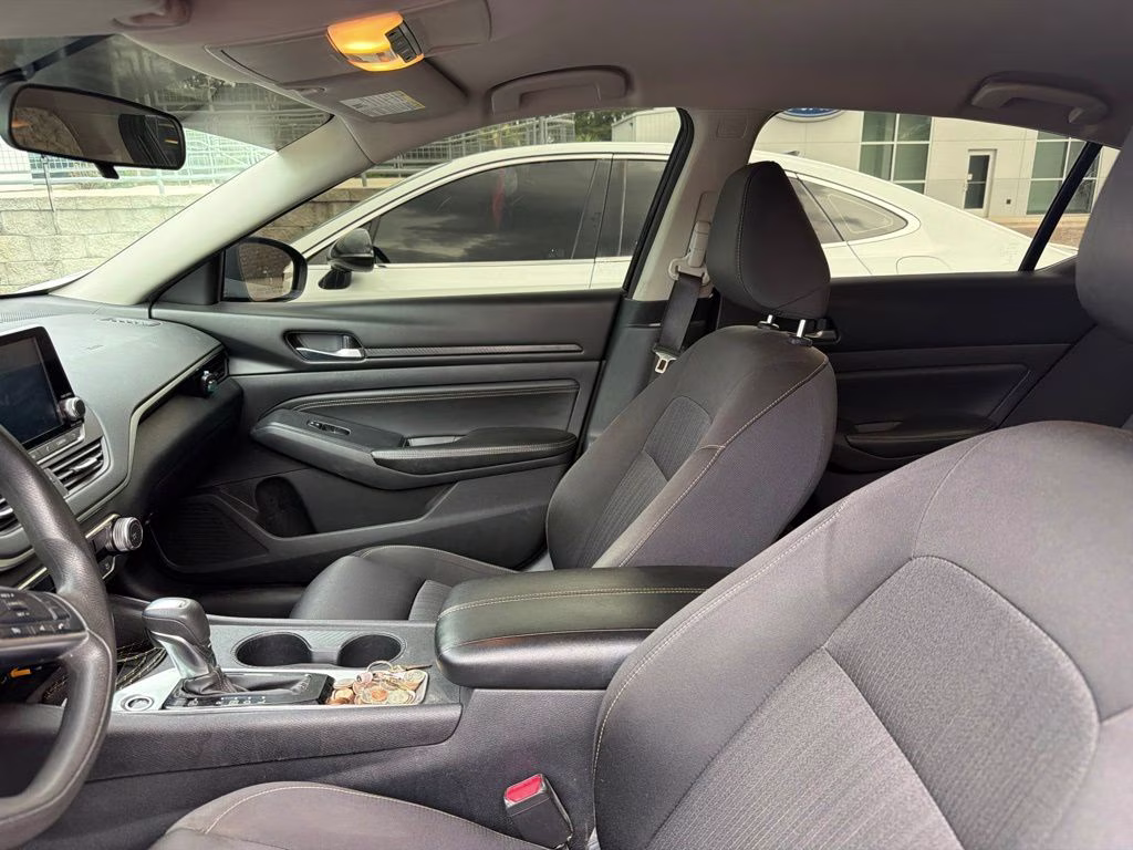 2020 Super Black Nissan Altima 2.5 S FWD Sedan