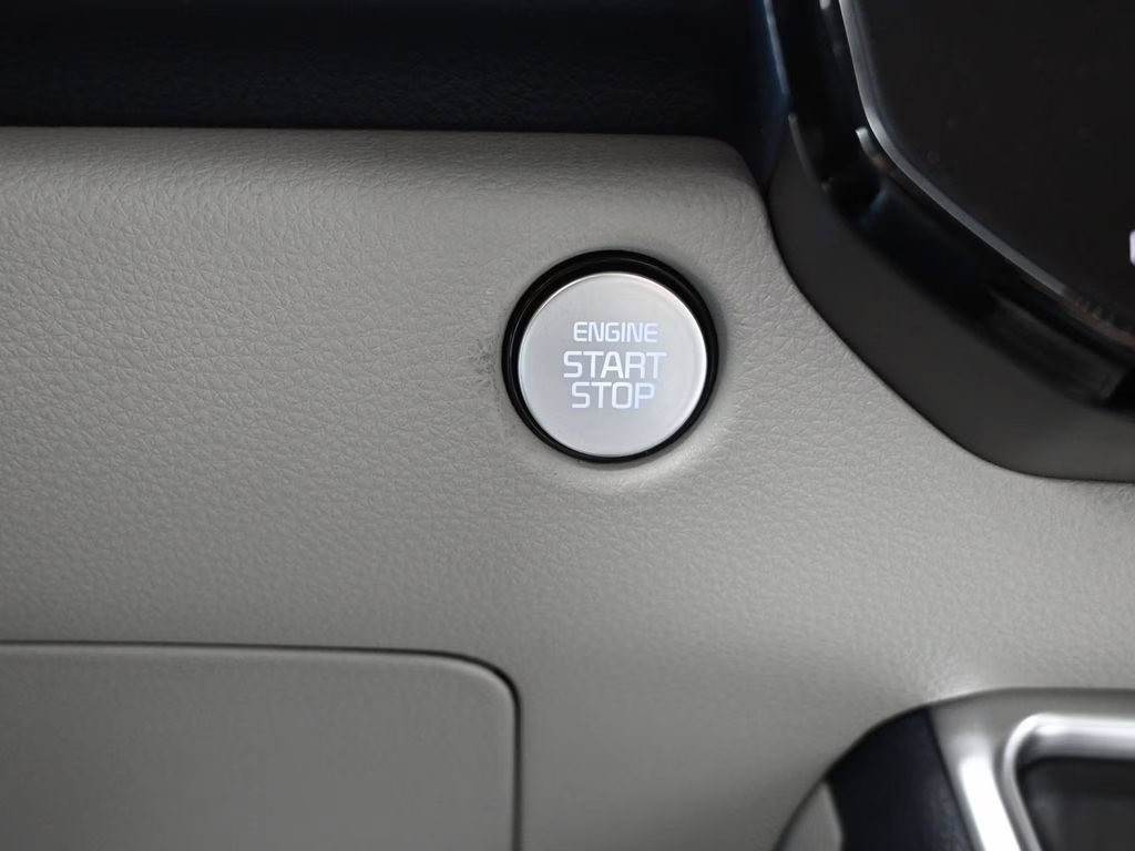 2026 Panthera Metal Kia Carnival Hybrid SX FWD Van