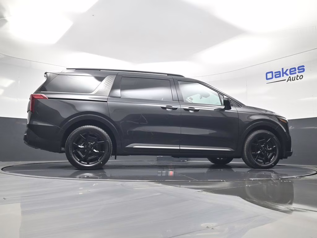 2026 Panthera Metal Kia Carnival Hybrid SX FWD Van