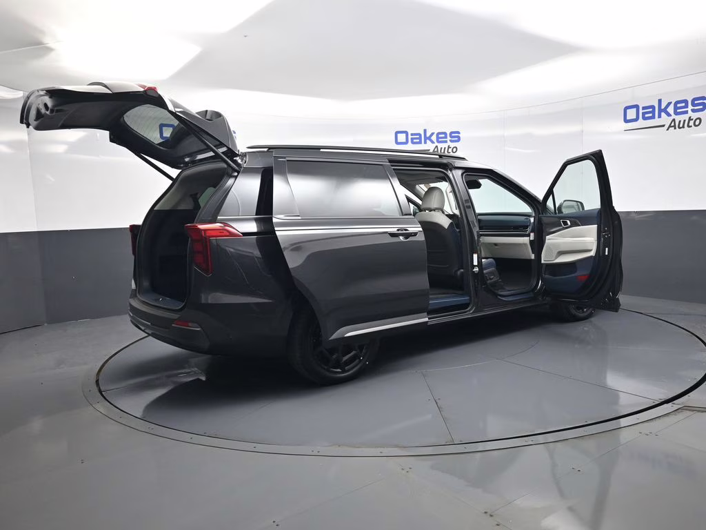 2026 Panthera Metal Kia Carnival Hybrid SX FWD Van