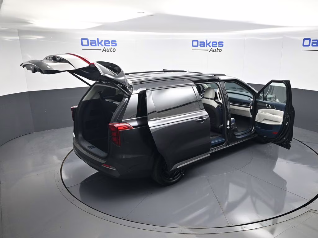 2026 Panthera Metal Kia Carnival Hybrid SX FWD Van