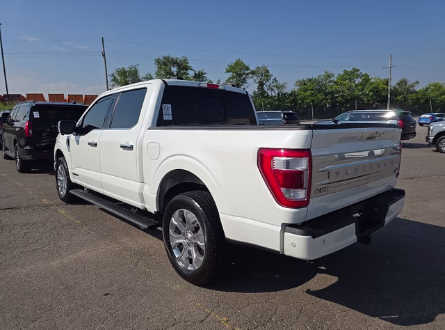 2023 Star White Metallic Tri-Coat Ford F-150 Platinum 4X4 Truck