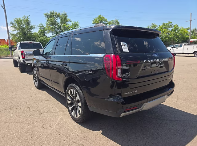 2025 Agate Black Metallic Ford Expedition Platinum 4X4 SUV