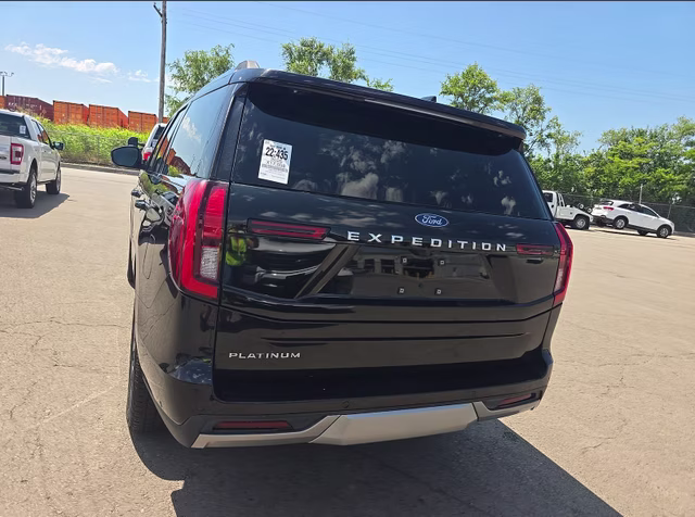 2025 Black Metallic Ford Expedition Platinum 4X4 SUV
