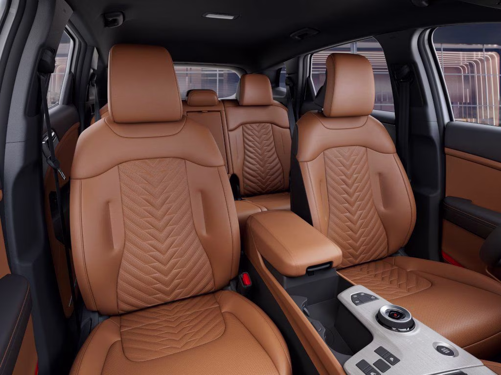 2026 Snow White Pearl Kia Sportage Hybrid X-Line AWD SUV