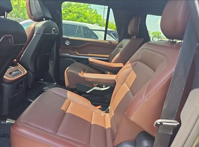 2025 Brown Metallic Lincoln Navigator L Reserve 4X4 SUV