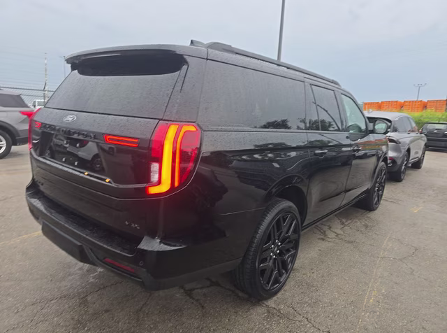 2026 Agate Black Metallic Ford Expedition Max Platinum 4X4 SUV