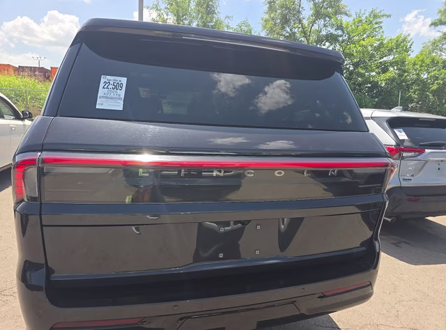 2025 Brown Metallic Lincoln Navigator L Reserve 4X4 SUV
