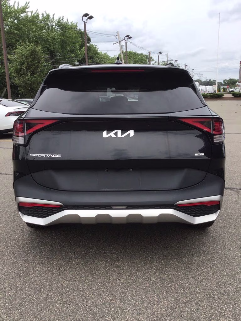 2023 Fusion Black Kia Sportage Hybrid EX AWD SUV