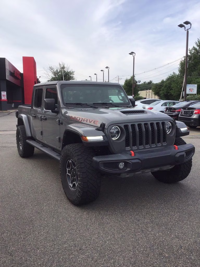 2022 Sting-Gray Clearcoat Jeep Gladiator Mojave 4X4 Truck