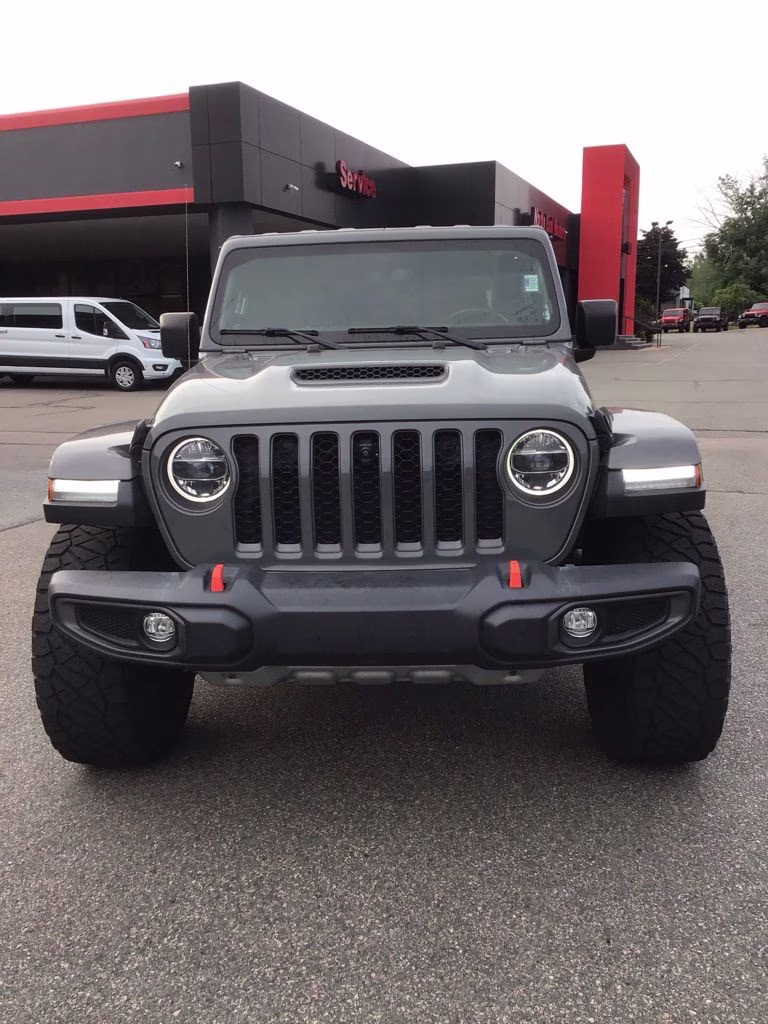 2022 Sting-Gray Clearcoat Jeep Gladiator Mojave 4X4 Truck