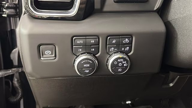 2025 Onyx Black GMC Sierra 3500HD Denali Ultimate 4X4 Truck