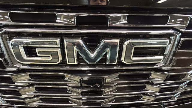2025 Onyx Black GMC Sierra 3500HD Denali Ultimate 4X4 Truck
