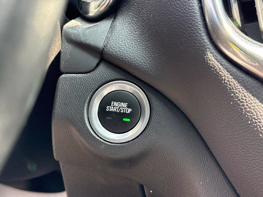 2024 Sterling Gray Metallic Chevrolet Equinox LT AWD SUV