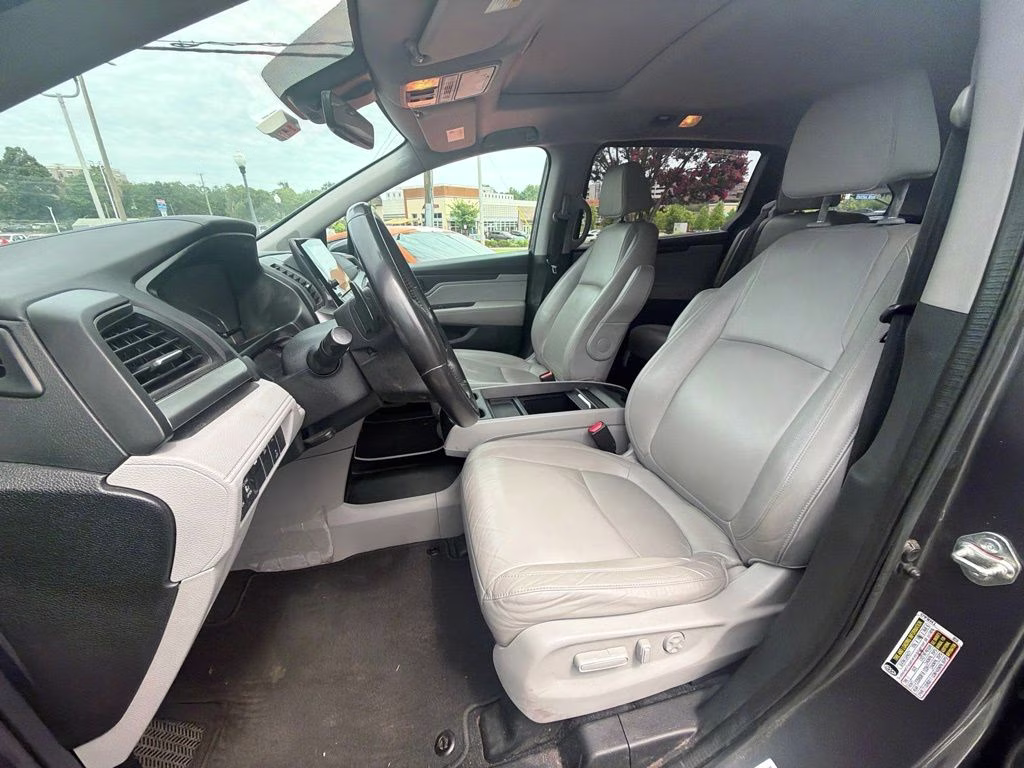 2019 Brown Honda Odyssey EX-L FWD Van