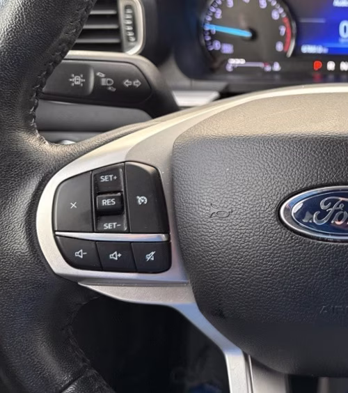 2022 Forged Green Metallic Ford Explorer XLT RWD SUV